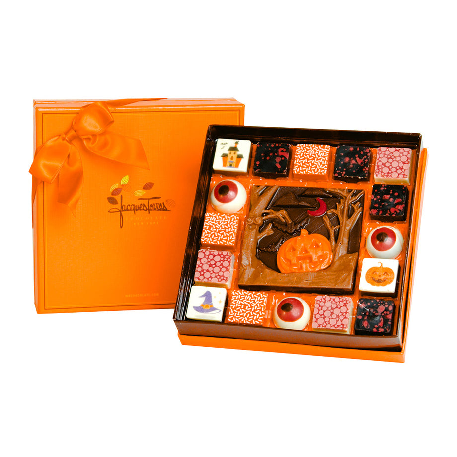 Spooky 16 Piece Halloween Bonbons